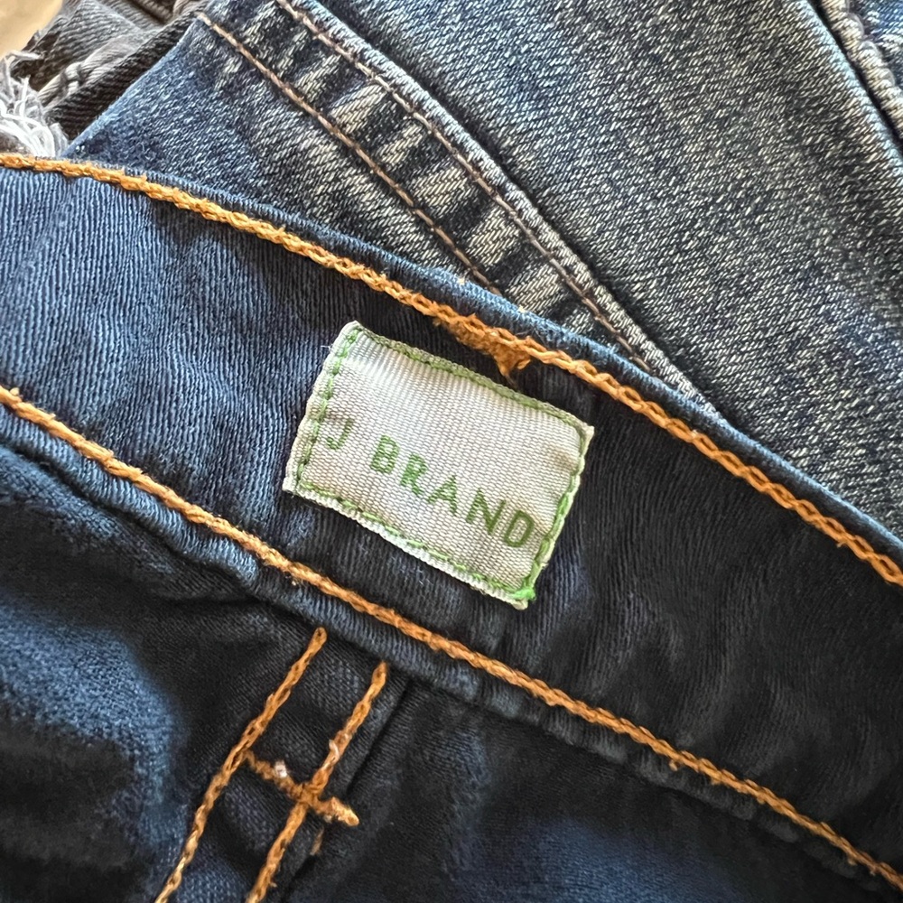 J Brand Jeans - Picture 3 of 12